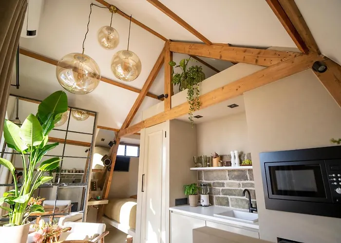 Lodge & Loft